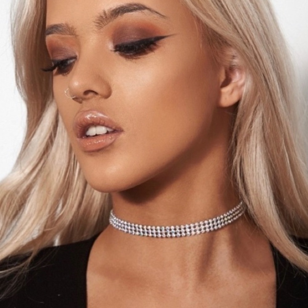 Silver Rhinestone Choker - Picture 2 of 3